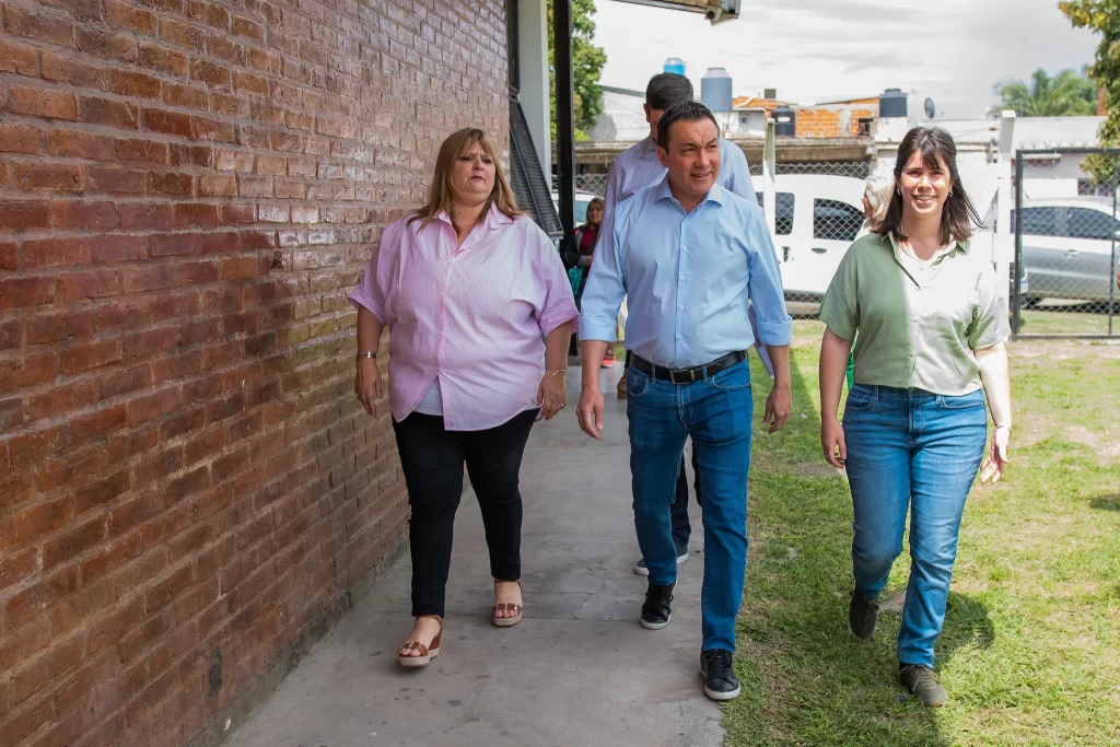 refugio-personas-situacion-calle-don-jose-florencio-varela-watson-inauguracion-parador-nocturno