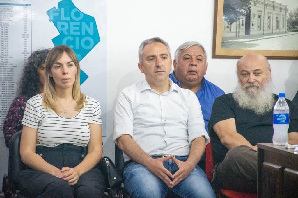 Andrés Larroque, Walter Correa y Emilio Pérsico en la sesión preparatoria del HCD de Florencio Varela