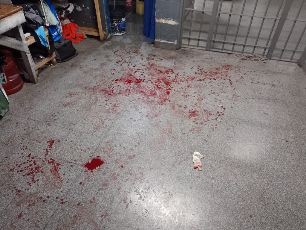 Rastros de sangre en la Unidad Penitenciaria 31 de Florencio Varela